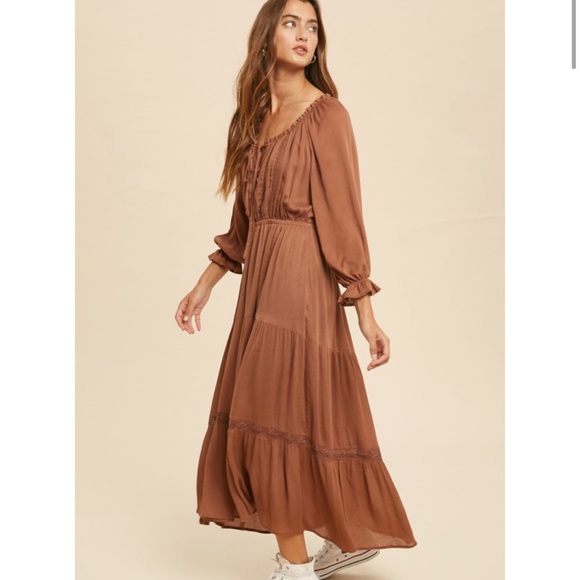 In Loom Earthen Lace Midi Dress - Picture 6 of 7